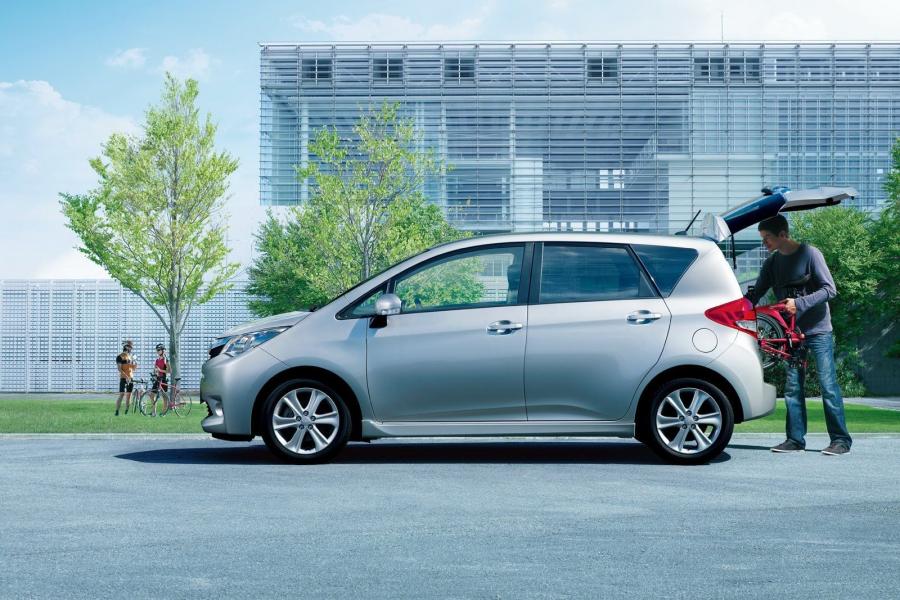  Subaru Trezia 2011 года  (фото 5 из 23)